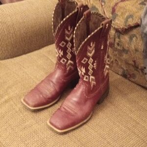Ariat Women's Burgundy and Beige Heeled Boots